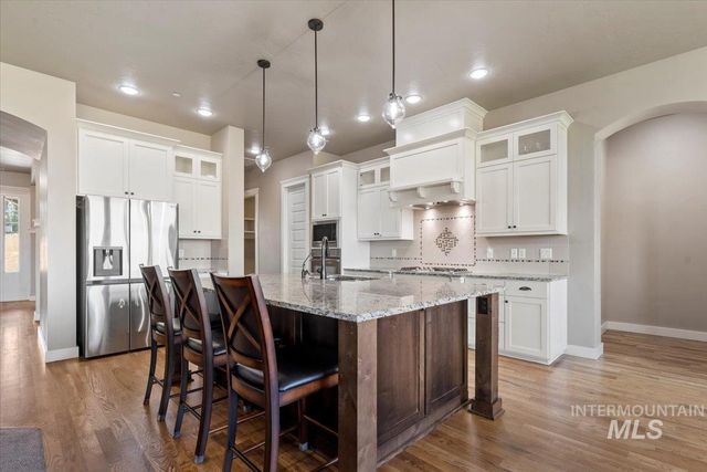 7965 N Grand Ridge Lane, Eagle, ID 83616