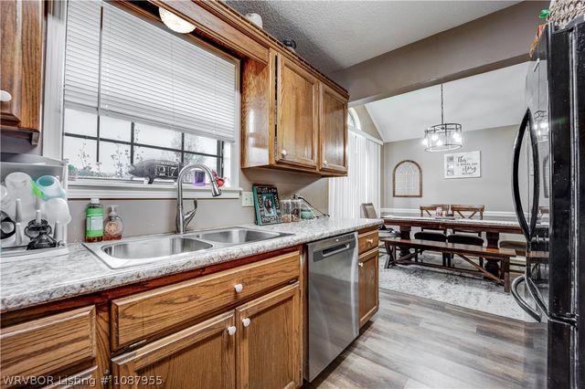 1306 N 25th Street, Van Buren, AR 72956