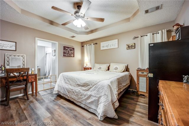 1306 N 25th Street, Van Buren, AR 72956