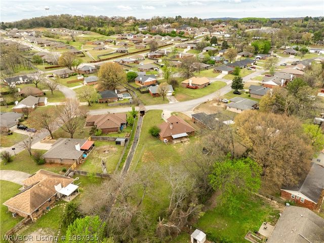 1306 N 25th Street, Van Buren, AR 72956