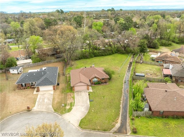 1306 N 25th Street, Van Buren, AR 72956