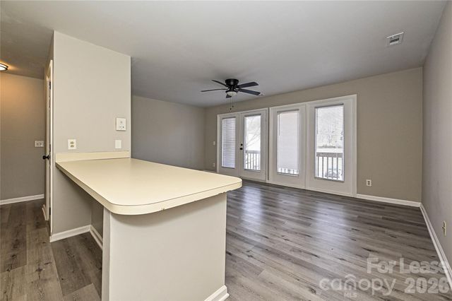 6156 Meadow Rose Lane, Charlotte, NC 28215