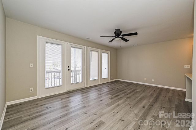 6156 Meadow Rose Lane, Charlotte, NC 28215