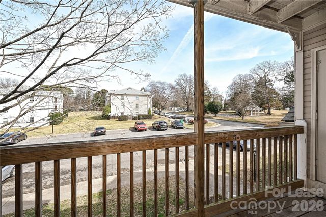 6156 Meadow Rose Lane, Charlotte, NC 28215