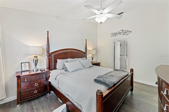 9758 FOX HOLLOW ROAD, Tampa, FL 33647