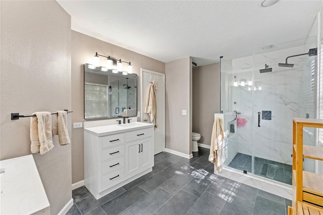 9758 FOX HOLLOW ROAD, Tampa, FL 33647