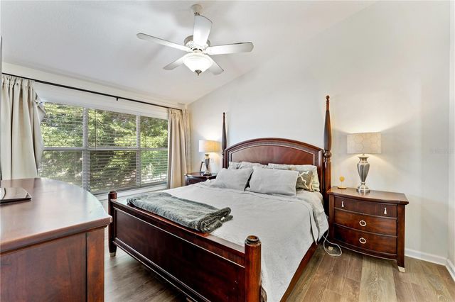 9758 FOX HOLLOW ROAD, Tampa, FL 33647