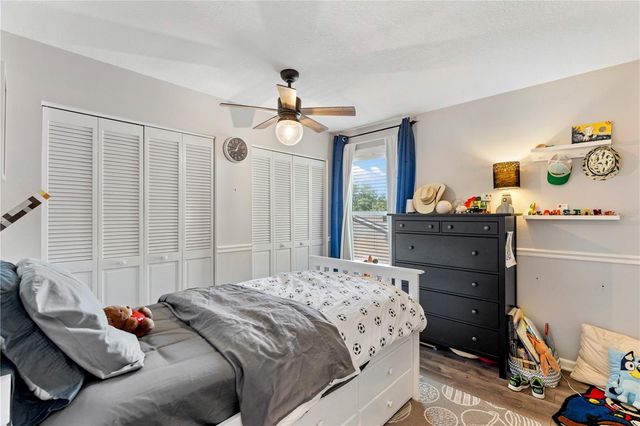 9758 FOX HOLLOW ROAD, Tampa, FL 33647