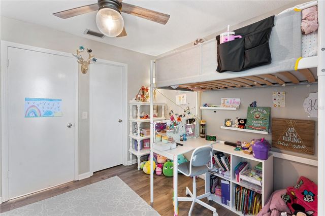 9758 FOX HOLLOW ROAD, Tampa, FL 33647