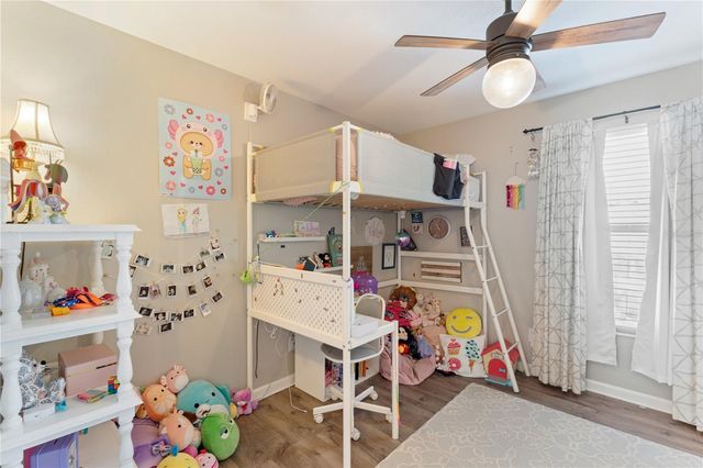 9758 FOX HOLLOW ROAD, Tampa, FL 33647