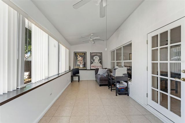 9758 FOX HOLLOW ROAD, Tampa, FL 33647