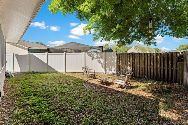 9758 FOX HOLLOW ROAD, Tampa, FL 33647