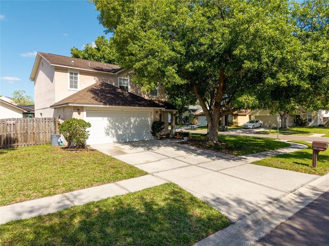 9758 FOX HOLLOW ROAD, Tampa, FL 33647