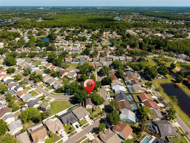 9758 FOX HOLLOW ROAD, Tampa, FL 33647