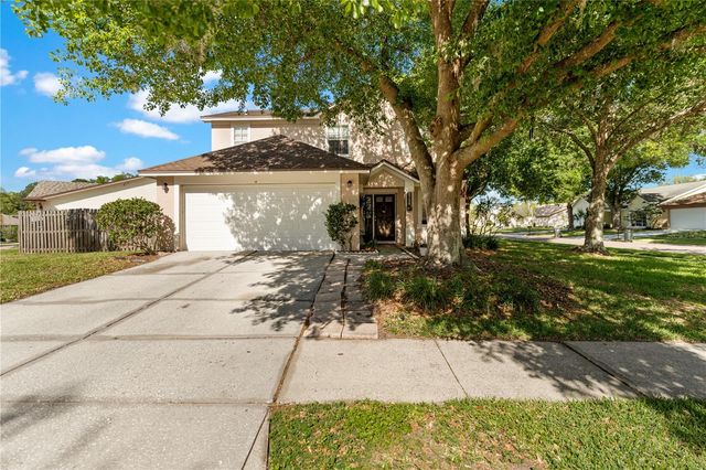 9758 FOX HOLLOW ROAD, Tampa, FL 33647