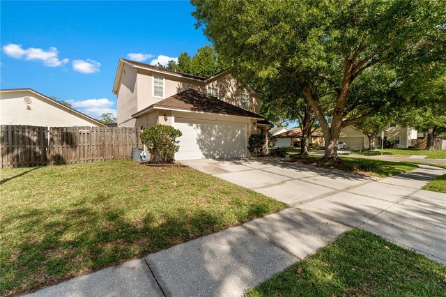 9758 FOX HOLLOW ROAD, Tampa, FL 33647