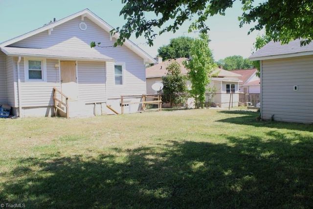 454 24th Street W, Winston-salem, NC 27105