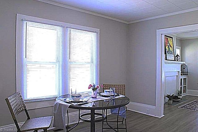 454 24th Street W, Winston-salem, NC 27105