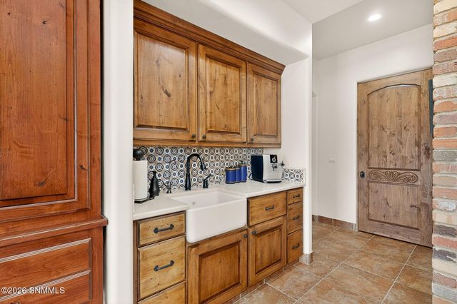 6480 Vista De Oro, Las Cruces, NM 88007