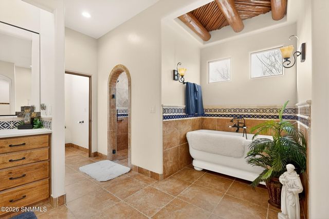 6480 Vista De Oro, Las Cruces, NM 88007