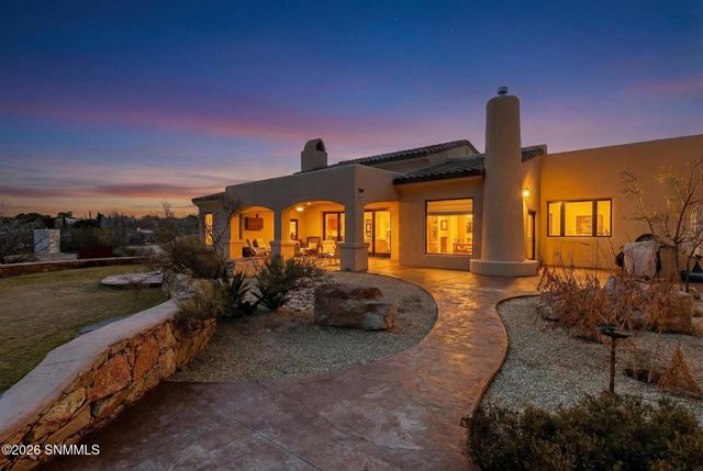 6480 Vista De Oro, Las Cruces, NM 88007