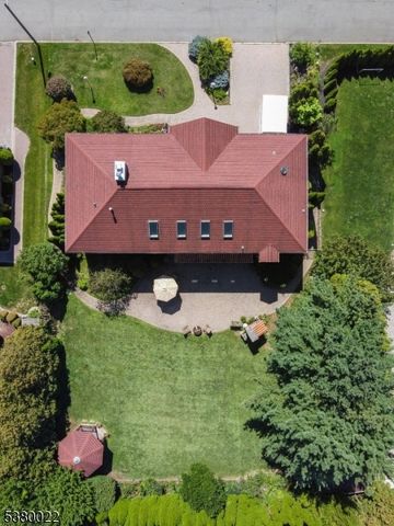 36 Independence Ct, Clifton City, NJ 07013