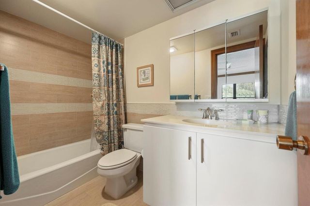 13244 Polo Club Road C207, Wellington, FL 33414
