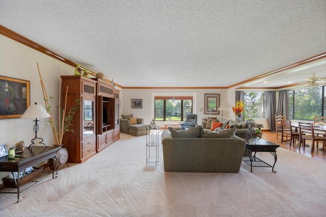 13244 Polo Club Road C207, Wellington, FL 33414