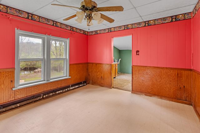 219 Water Street, Jonesville, MI 49250