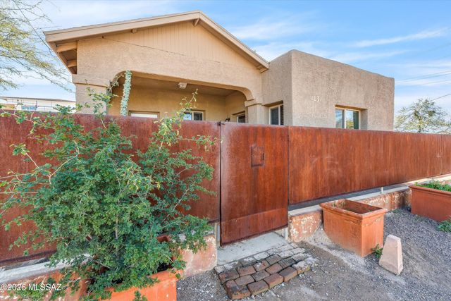 231 W University Boulevard, Tucson, AZ 85705