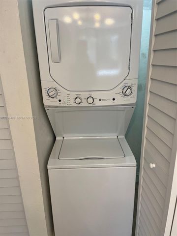 153 NE 141st Street A, Miami, FL 33161