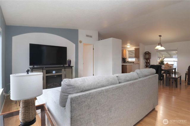 505 Mallard Lane, Longview, WA 98632