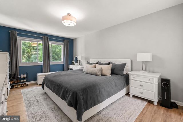 434 WOODED, Newtown Square, PA 19073