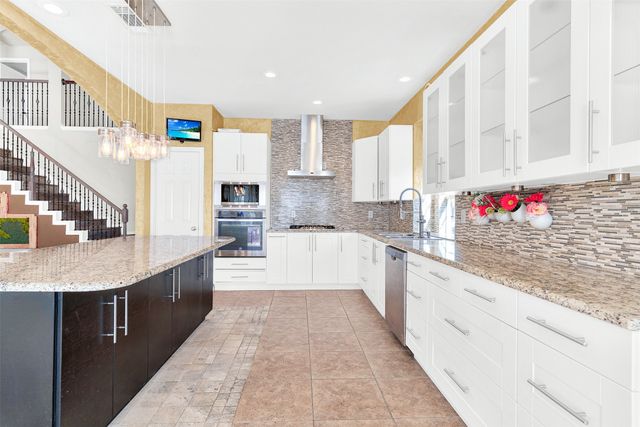 5912 LOGAN Drive, Plano, TX 75094