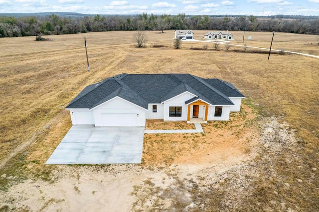 16544 Fm 112, Thrall, TX 76578