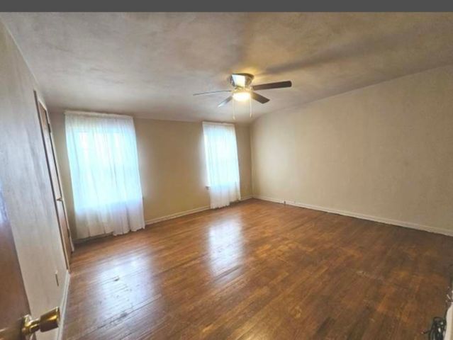 1376 Wentworth Avenue S, Calumet City, IL 60409