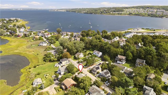 1024 ANTHONY Road, Portsmouth, RI 02871