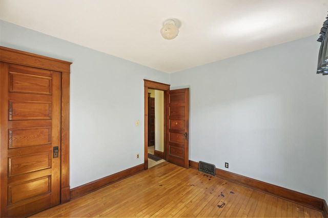 W282N6836 Main STREET, Merton, WI 53056