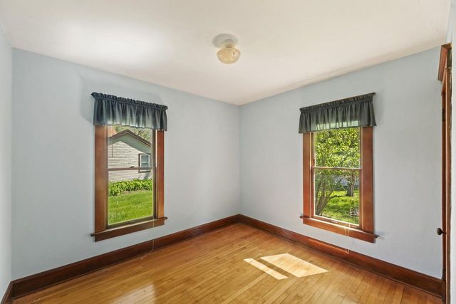 W282N6836 Main STREET, Merton, WI 53056
