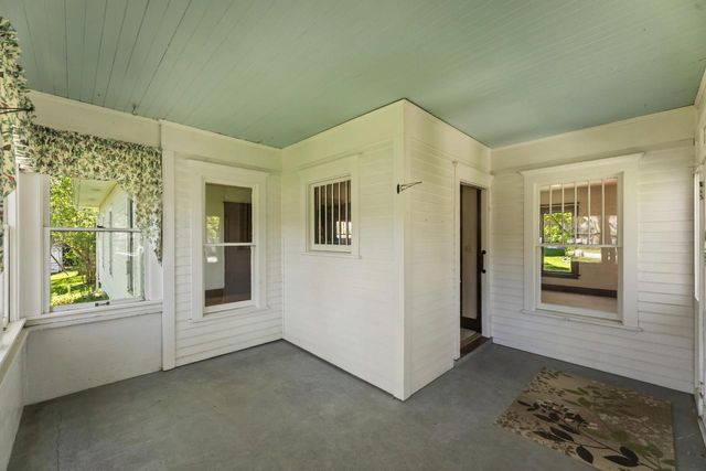 W282N6836 Main STREET, Merton, WI 53056