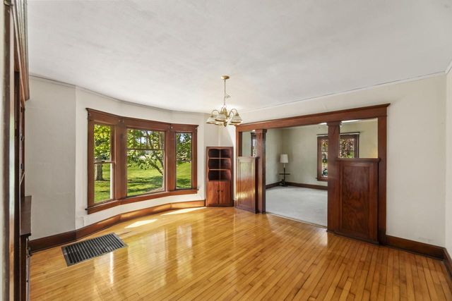 W282N6836 Main STREET, Merton, WI 53056