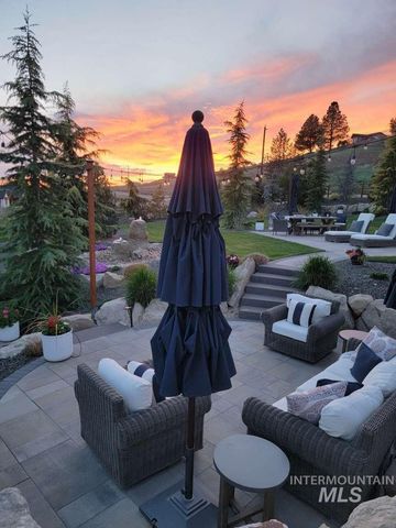 10510 Ryken Meadows Ln, Star, ID 83669