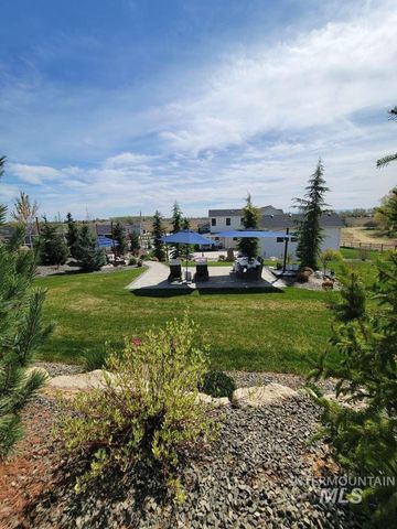 10510 Ryken Meadows Ln, Star, ID 83669