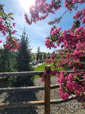 10510 Ryken Meadows Ln, Star, ID 83669
