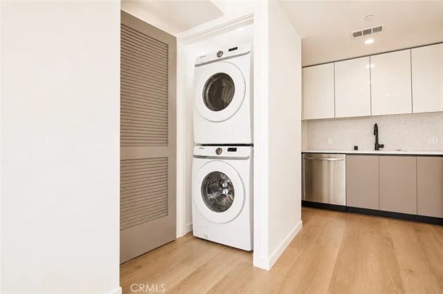 955 Fedora 408, Los Angeles, CA 90006