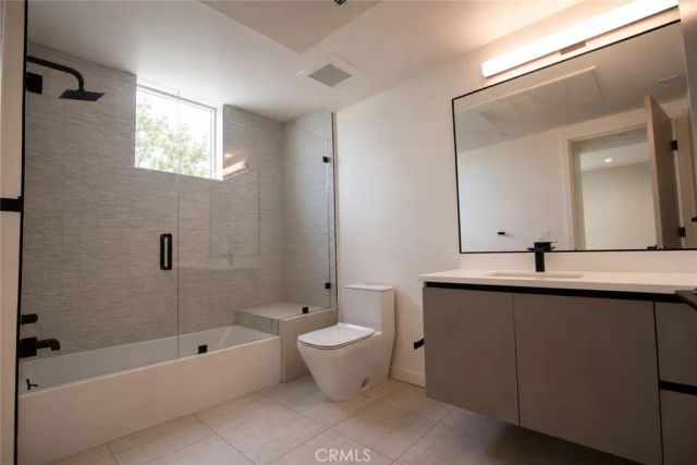 955 Fedora 408, Los Angeles, CA 90006