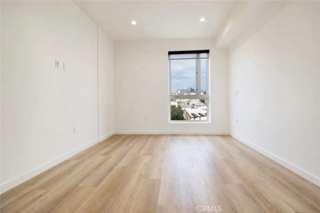 955 Fedora 408, Los Angeles, CA 90006