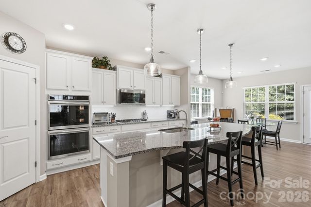 1017 Dali Boulevard, Mount Holly, NC 28120
