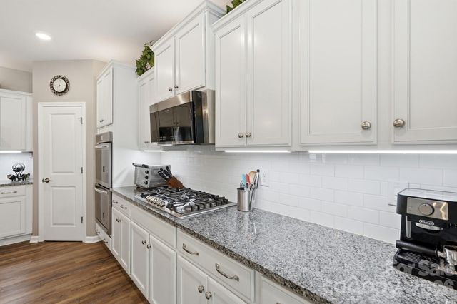 1017 Dali Boulevard, Mount Holly, NC 28120