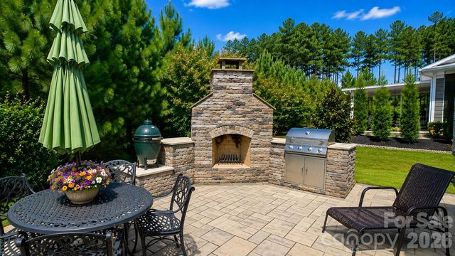 1017 Dali Boulevard, Mount Holly, NC 28120